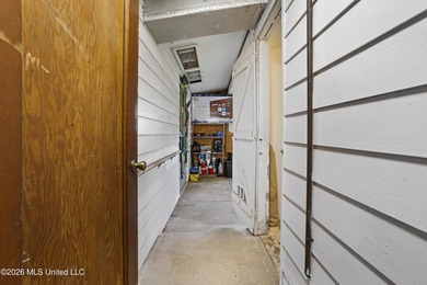 Great home with all new roof, water heater, and a/c. Well - photo 25