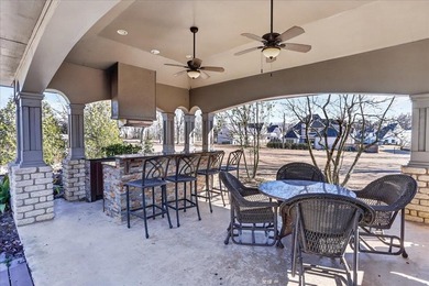 Assumable VA 2.25% interest!!! Gated estate on 3 acres offering - photo 29