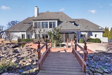 Assumable VA 2.25% interest!!! Gated estate on 3 acres offering - photo 33