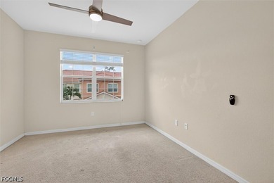 Stunning lake views, nearly 2,000 sq ft, and an unbeatable - photo 42