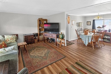 Huge price drop! Home sold as is and in need of some repairs - photo 10