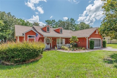 WELL APPOINTED AND BEAUTIFULLY MAINTAINED 3/2/2 POOL HOME on .32 - photo 1
