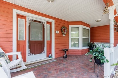 WELL APPOINTED AND BEAUTIFULLY MAINTAINED 3/2/2 POOL HOME on .32 - photo 5