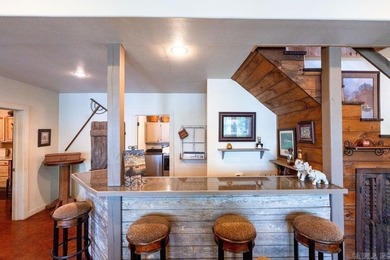 Beautiful timber frame home featuring a stunning rustic style - photo 11