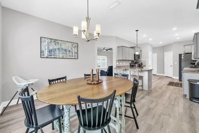 Looking for a move-in-ready home in Freeport close to 30A, South - photo 12