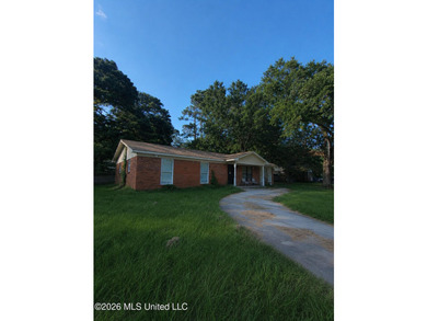Welcome to this 3-bedroom, 1.5-bath home in Biloxi. Conveniently - photo 3
