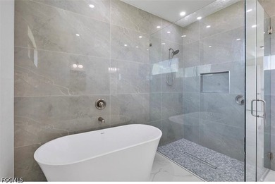 Welcome to your dream home in Cape Coral! This stunning single - photo 21