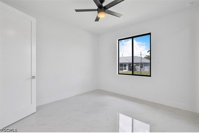 Welcome to your dream home in Cape Coral! This stunning single - photo 22