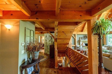 Beautiful timber frame home featuring a stunning rustic style - photo 29