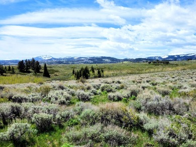 Exceptional 40.05-acre mountain property overlooking the - photo 1