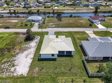 Welcome to your dream home in Cape Coral! This stunning single - photo 33
