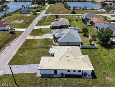 Welcome to your dream home in Cape Coral! This stunning single - photo 35