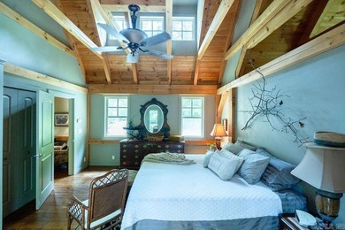 Beautiful timber frame home featuring a stunning rustic style - photo 41