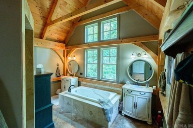 Beautiful timber frame home featuring a stunning rustic style - photo 42