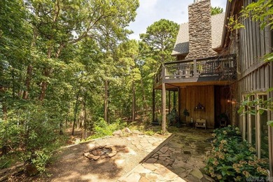 Beautiful timber frame home featuring a stunning rustic style - photo 50
