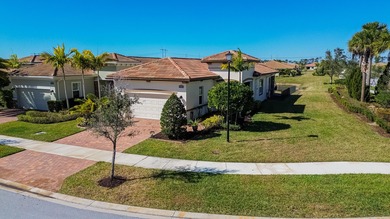 (private lake, pond, coastal) Home For Sale in Port Saint Lucie Florida