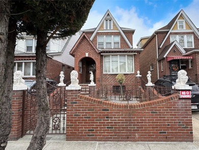Incredible opportunity in the heart of Whitestone! This legal - photo 1