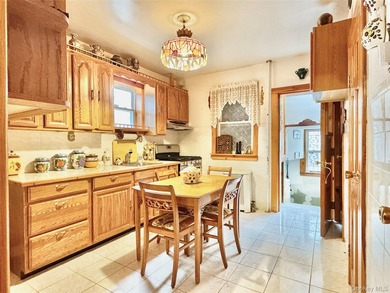 Incredible opportunity in the heart of Whitestone! This legal - photo 4