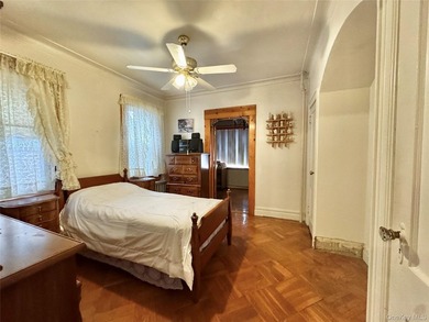 Incredible opportunity in the heart of Whitestone! This legal - photo 5