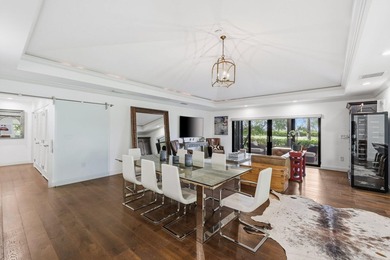 Remodeled 4BR, 4.5BA ground-floor end-unit incl. 1/1 guest suite - photo 12