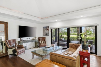 Remodeled 4BR, 4.5BA ground-floor end-unit incl. 1/1 guest suite - photo 14