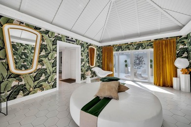 Palm Springs meets South Florida in this distinctive mid-century - photo 4