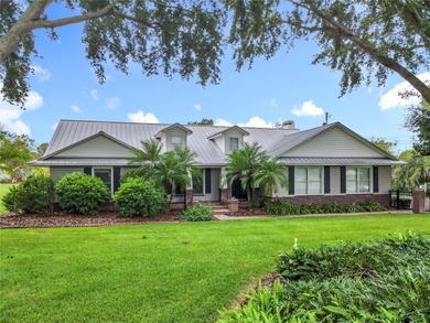 Lake Ariana Home For Sale in Auburndale Florida