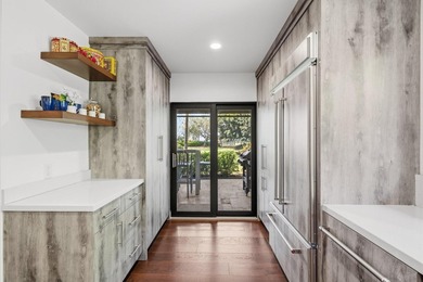Remodeled 4BR, 4.5BA ground-floor end-unit incl. 1/1 guest suite - photo 27