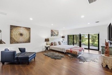 Remodeled 4BR, 4.5BA ground-floor end-unit incl. 1/1 guest suite - photo 32