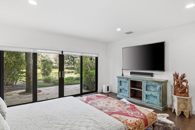 Remodeled 4BR, 4.5BA ground-floor end-unit incl. 1/1 guest suite - photo 34