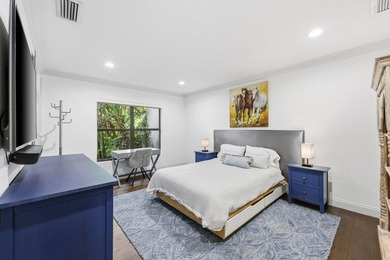 Remodeled 4BR, 4.5BA ground-floor end-unit incl. 1/1 guest suite - photo 39