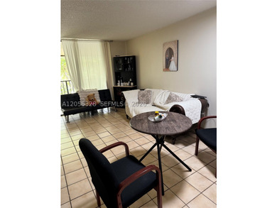 Location! Location! Location!!! For Sale Spacious one-bedroom - photo 4