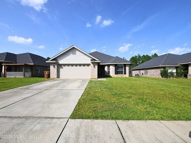 This beautifully maintained all-brick home, built just six years - photo 2