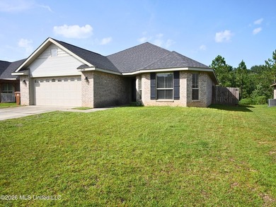 This beautifully maintained all-brick home, built just six years - photo 3