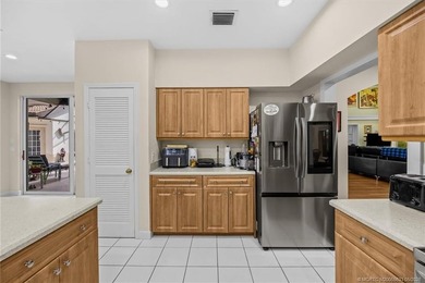 Resort-style living in Harbour Ridge Yacht & Country Club with - photo 17