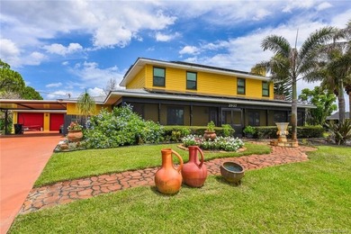 Location! Location! Location! Fantastic Opportunity To Live In - photo 1