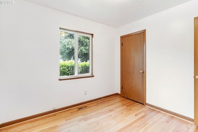 Opportunity knocks in the heart of Beaverton. This beautifully - photo 22