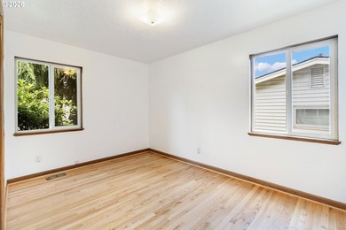 Opportunity knocks in the heart of Beaverton. This beautifully - photo 23