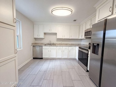 6543 Aires Rd is a one-story Jacksonville home with a kitchen - photo 2