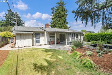 Opportunity knocks in the heart of Beaverton. This beautifully - photo 33
