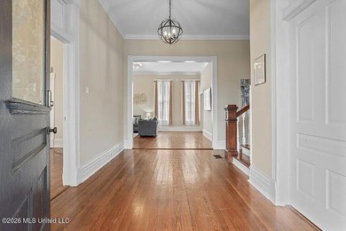 Experience the perfect blend of timeless Victorian elegance and - photo 8