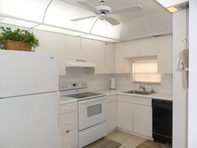 MLS Remarks Charming 1-bedroom, 1-bath residence located in the - photo 3
