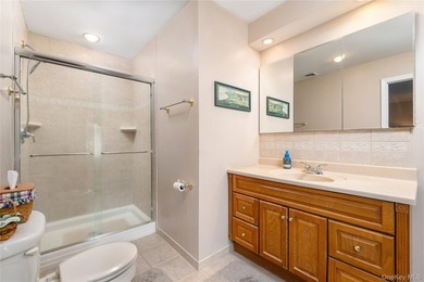 Welcome to this beautiful 4-bedroom, 2.5-bath Colonial located - photo 17