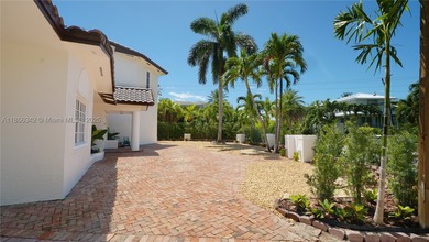 Don't miss this unique opportunity to own a stunning oversized - photo 5