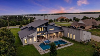 Welcome home to 211 Hunter Pass in Waxahachie, Texas, where - photo 36