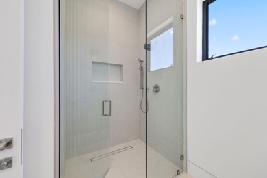 Brand-new modern waterfront estate offering the ultimate South - photo 48