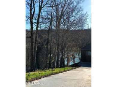 Lake Lot For Sale in Crossville, Tennessee