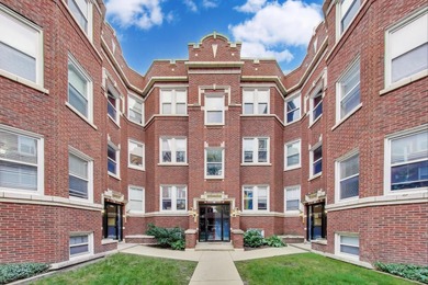 Lake Michigan - Cook County Condo For Sale in Chicago Illinois