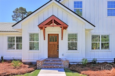 LIKE NEW WITH NO HOA! Completely renovated and move-in ready - photo 3