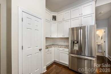 Beautifully Remodeled 4BR/3BA Home in Highly Sought-After - photo 13